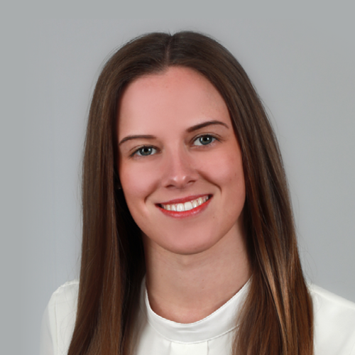 nadine-auffahrt-6746cbb43526a393321388.png