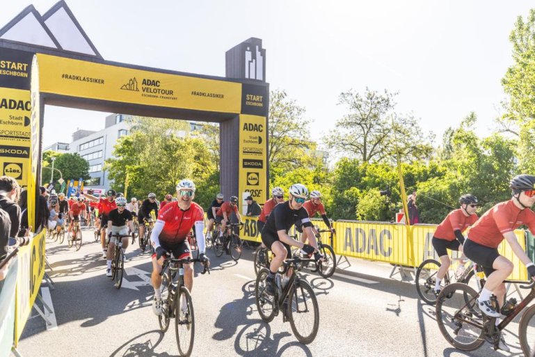 Teamgeist auf zwei Rädern: FI beim Team Sparkasse bei Eschborn-Frankfurt am Start
