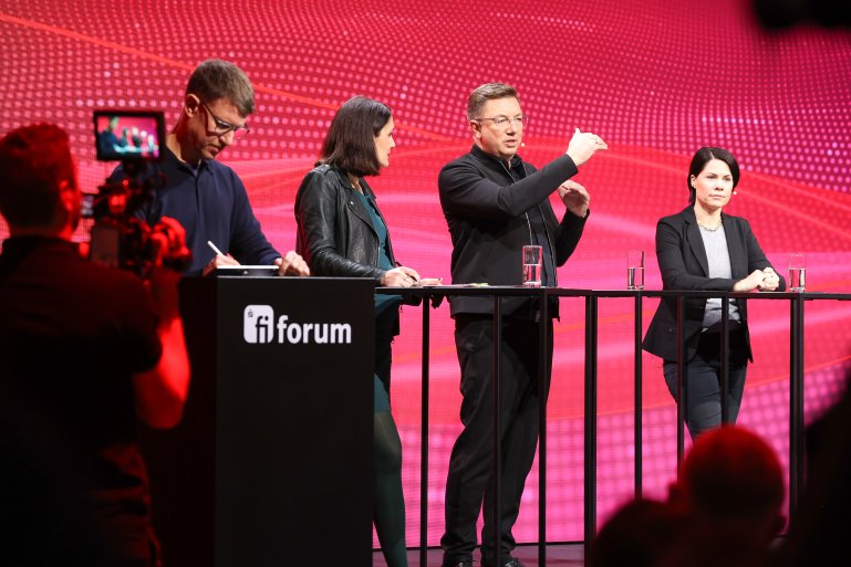 fiforum23-0846.jpg